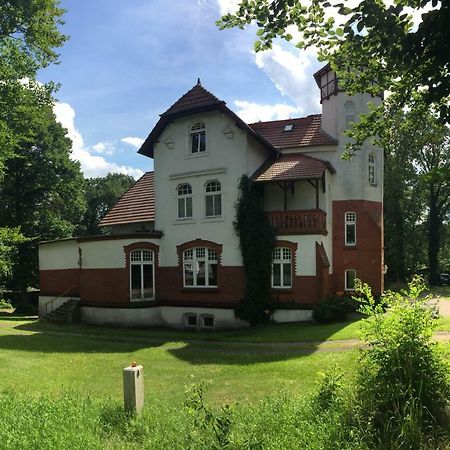 Villa Blumenthal Ludwigslust Buitenkant foto