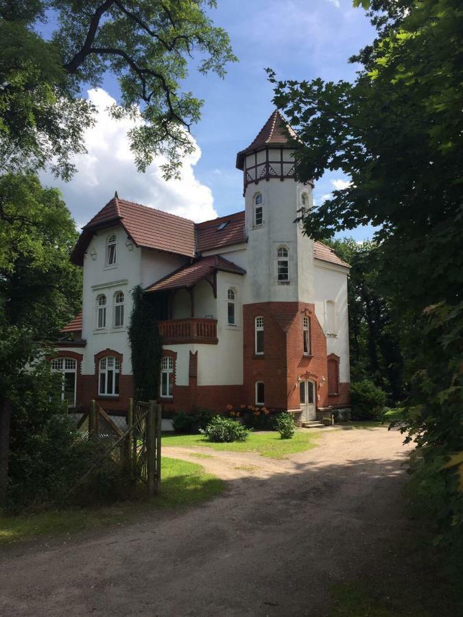 Villa Blumenthal Ludwigslust Buitenkant foto